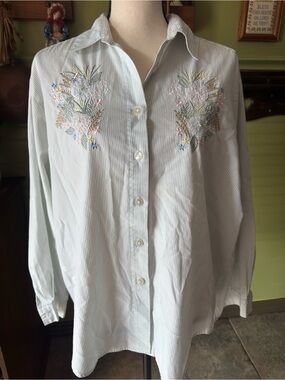 Koret Francisca Vintage Embroidered Light Blue Stripe Men's Button-Up Shirt